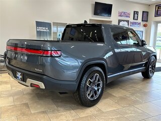 2024 Rivian R1T QM Large, серый, 12917530 рублей, вид 4
