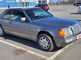 1993 Mercedes-Benz W124 300, серый, 790000 рублей, вид 1