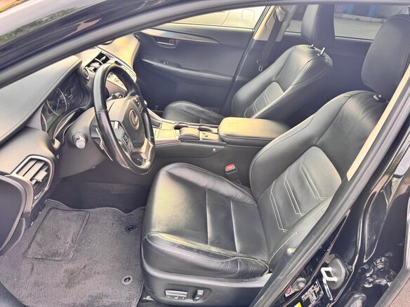 2018 Lexus NX 300 I Рестайлинг, чёрный, 4050000 рублей - вид 8