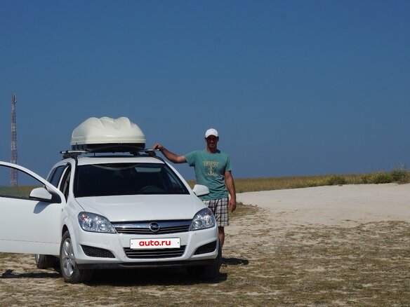 2013 Opel Astra H Рестайлинг, белый, 750000 рублей - вид 28