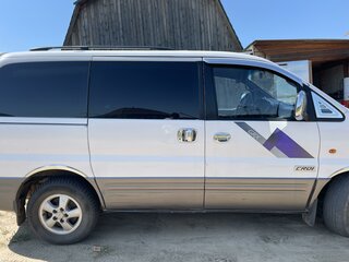 2006 Hyundai Starex I Рестайлинг 2, белый, 820000 рублей, вид 3