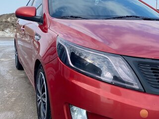 2012 Kia Rio 5-speed III, красный, 650000 рублей, вид 2