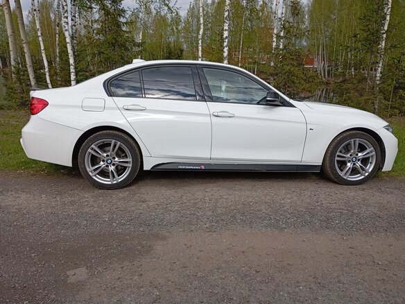2018 BMW 3 серии 330i xDrive VI (F3x) Рестайлинг, белый - вид 3