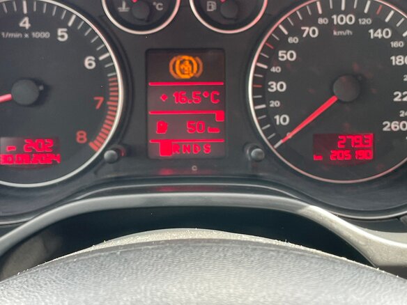2007 Audi A3 II (8P) Рестайлинг 1, красный, 850000 рублей - вид 1