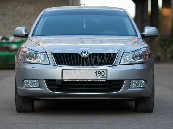 2011 Skoda Octavia II (A5) Рестайлинг, серебристый - вид 4