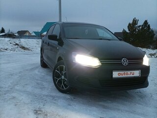 2012 Volkswagen Polo V, чёрный, 700000 рублей, вид 2