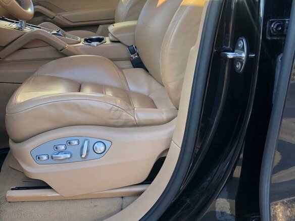 2011 Porsche Cayenne Turbo II (958), чёрный, 2700000 рублей - вид 20