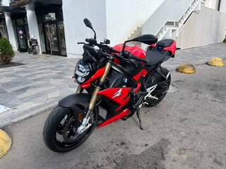 2021 BMW S 1000 R, красный, 1800000 рублей, вид 2