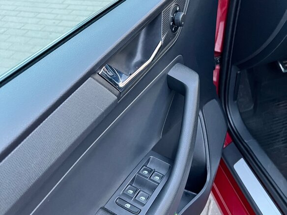 2020 Skoda Rapid II, красный, 1256400 рублей - вид 9