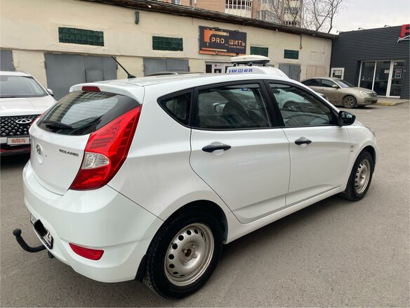 2012 Hyundai Solaris I, белый, 980000 рублей - вид 9