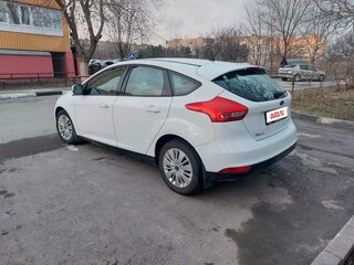 2016 Ford Focus III Рестайлинг, белый, 1300000 рублей, вид 4