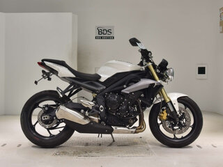 2016 Triumph Street Triple, белый, 710000 рублей, вид 2