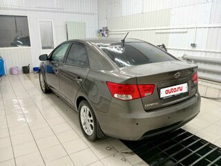 2011 Kia Cerato 4-speed II, серый, 1200000 рублей, вид 4