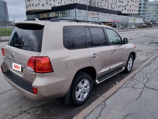 2015 Toyota Land Cruiser 200 Series Рестайлинг 1, золотистый, 3750000 рублей, вид 3