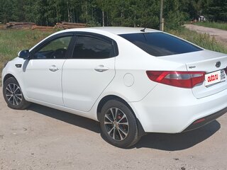 2012 Kia Rio III, белый, 699999 рублей, вид 5