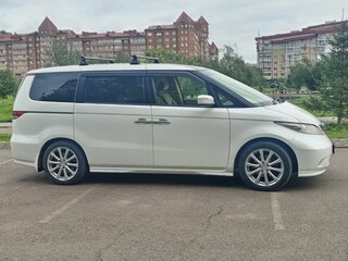 2004 Honda Elysion I, белый, 1149000 рублей, вид 2
