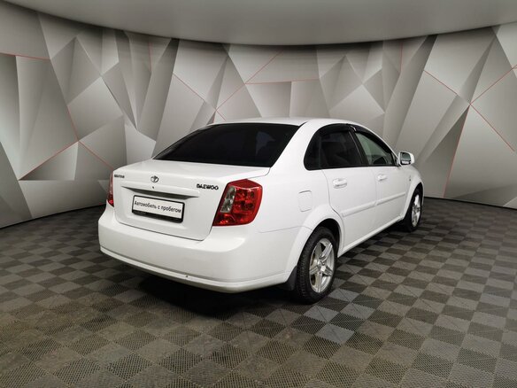 2014 Daewoo Gentra II, белый - вид 1