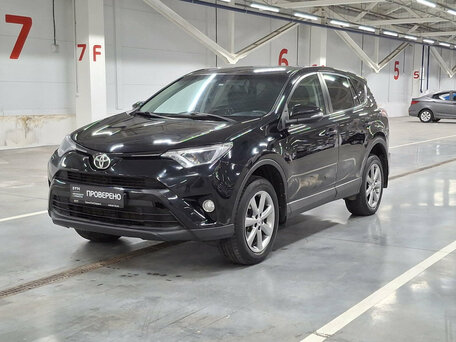 Toyota RAV4 IV (XA40) Рестайлинг