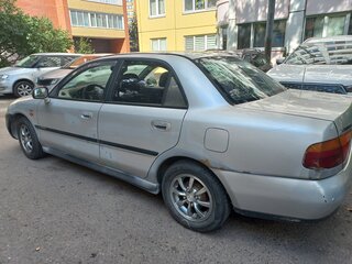 1997 Mitsubishi Carisma I, серебристый, 110000 рублей, вид 2