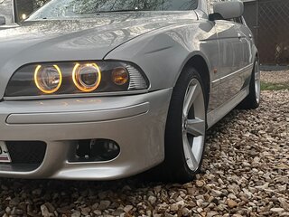 2003 BMW 5 серии 525i IV (E39) Рестайлинг, серебристый, 635000 рублей, вид 3