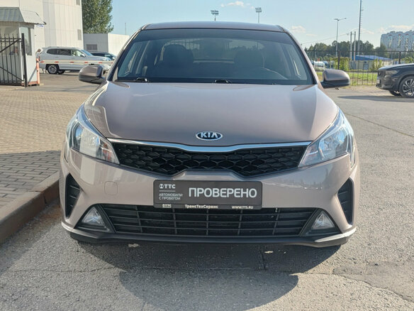 2021 Kia Rio IV Рестайлинг, коричневый - вид 1