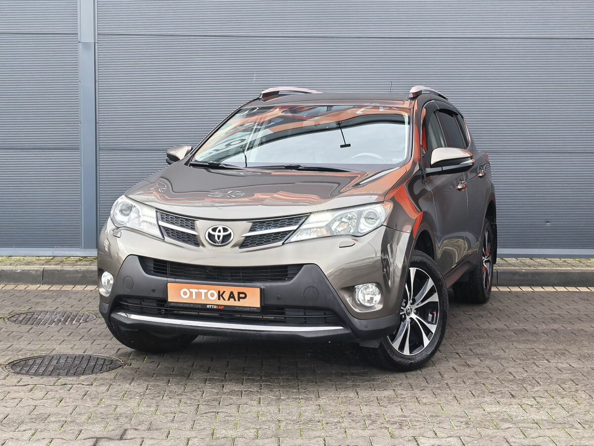Открыть фотографии: Toyota RAV4 IV (XA40)