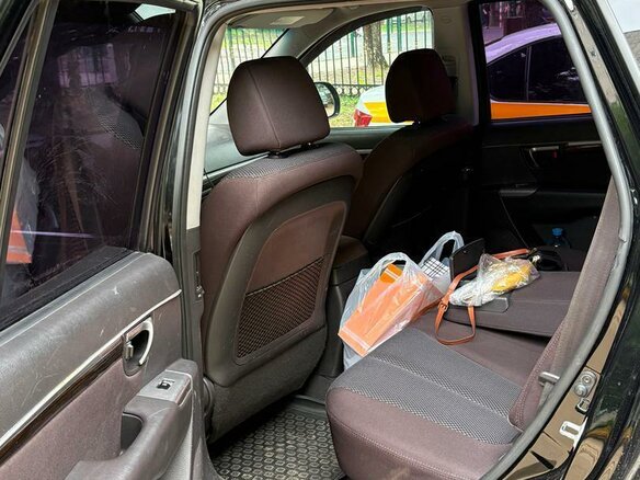 2012 Hyundai Santa Fe II Рестайлинг, чёрный, 1050000 рублей - вид 11