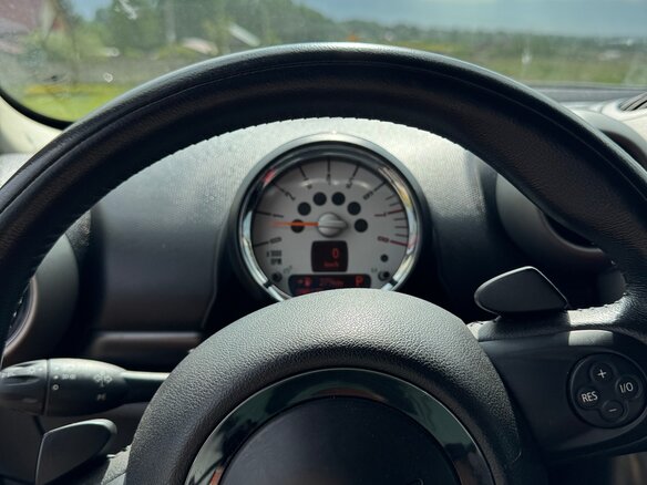 2010 Mini Countryman Cooper S I, красный, 1450000 рублей - вид 5
