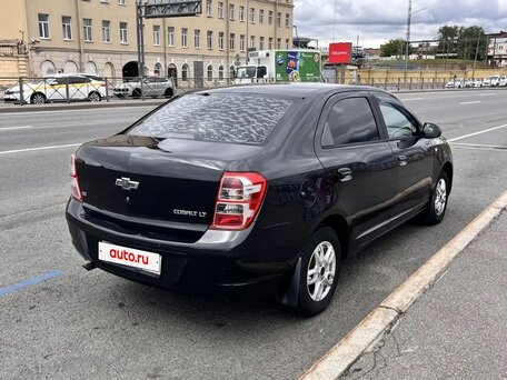 2014 Chevrolet Cobalt II, чёрный, 530000 рублей, вид 4