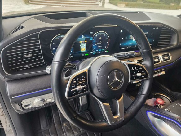 2021 Mercedes-Benz Maybach GLS 600 I, чёрный, 18762000 рублей - вид 8