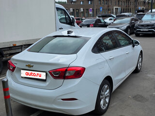 2019 Chevrolet Cruze II Рестайлинг, белый, 800000 рублей, вид 5
