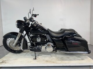2009 Harley-Davidson Road King, чёрный, 610000 рублей, вид 2