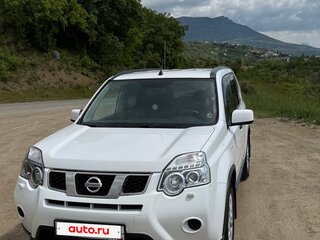2013 Nissan X-Trail II Рестайлинг, белый, 1000000 рублей, вид 2