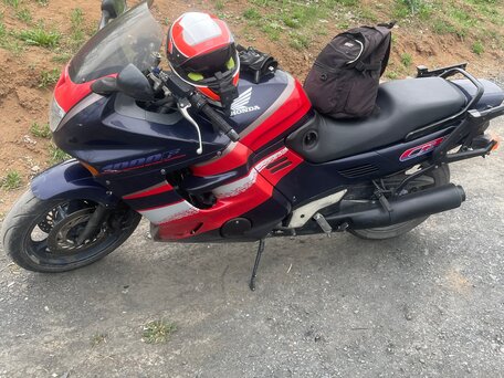 1993 Honda CBR 1000F, фиолетовый, 270000 рублей, вид 5
