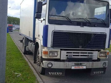 1984 Volvo F-Series, белый, 500000 рублей, вид 2