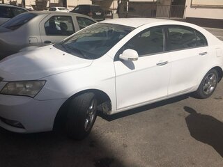 2013 Geely Emgrand EC7, белый, 550000 рублей, вид 3