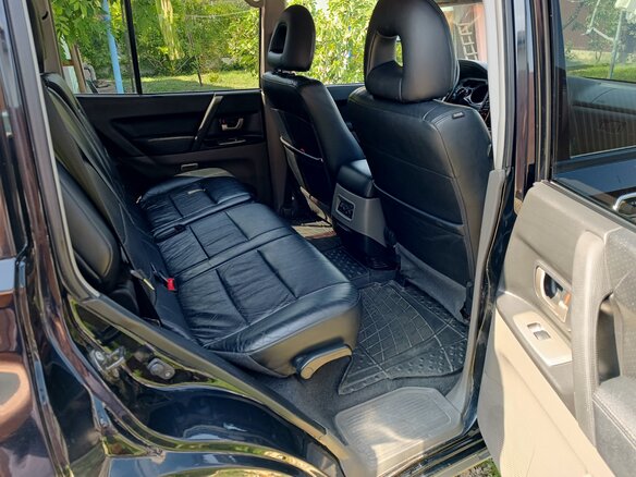 2004 Mitsubishi Pajero III Рестайлинг, чёрный, 1100000 рублей - вид 22