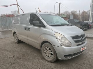 2008 Hyundai Grand Starex I, серый, 850000 рублей, вид 3
