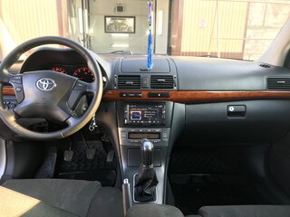 2008 Toyota Avensis II Рестайлинг, серебристый, 850000 рублей, вид 5