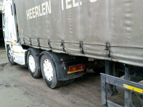1999 Freightliner Argosy, белый, 2000000 рублей, вид 4