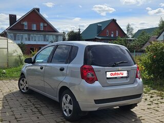 2010 Chevrolet Aveo I Рестайлинг, серебристый, 399999 рублей, вид 4