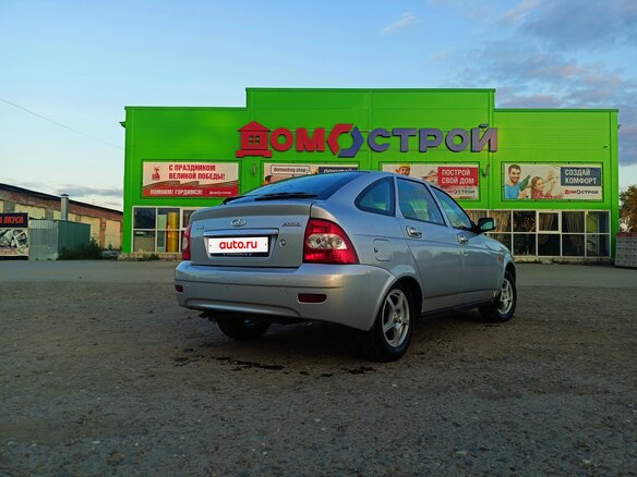2008 Lada (ВАЗ) Priora I, серебристый, 350000 рублей - вид 2