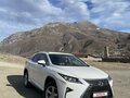 2017 Lexus RX 200t IV, белый, 3900000 рублей - вид 4