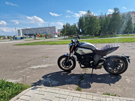 2022 CFMoto 700CL-X Heritage, серебристый, 600000 рублей, вид 1