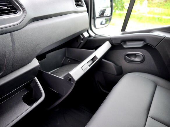 2024 Renault Master, белый, 4800000 рублей - вид 31