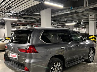 2016 Lexus LX 570 III Рестайлинг 2, серый, 8450000 рублей, вид 4