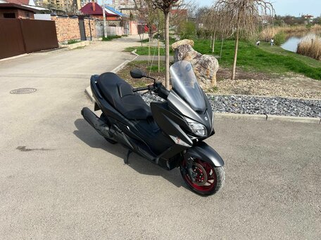 2018 Suzuki Burgman (SkyWave) 400, чёрный, 580000 рублей, вид 3