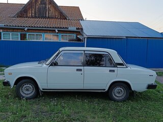 1997 Lada (ВАЗ) 2105, белый, 350000 рублей, вид 4