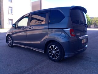 2014 Honda Freed I Рестайлинг, серый, 1500000 рублей, вид 4