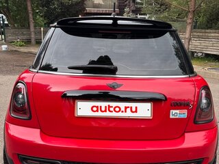 2013 Mini Hatch Cooper S II (R56) Рестайлинг, красный, 1250000 рублей, вид 5